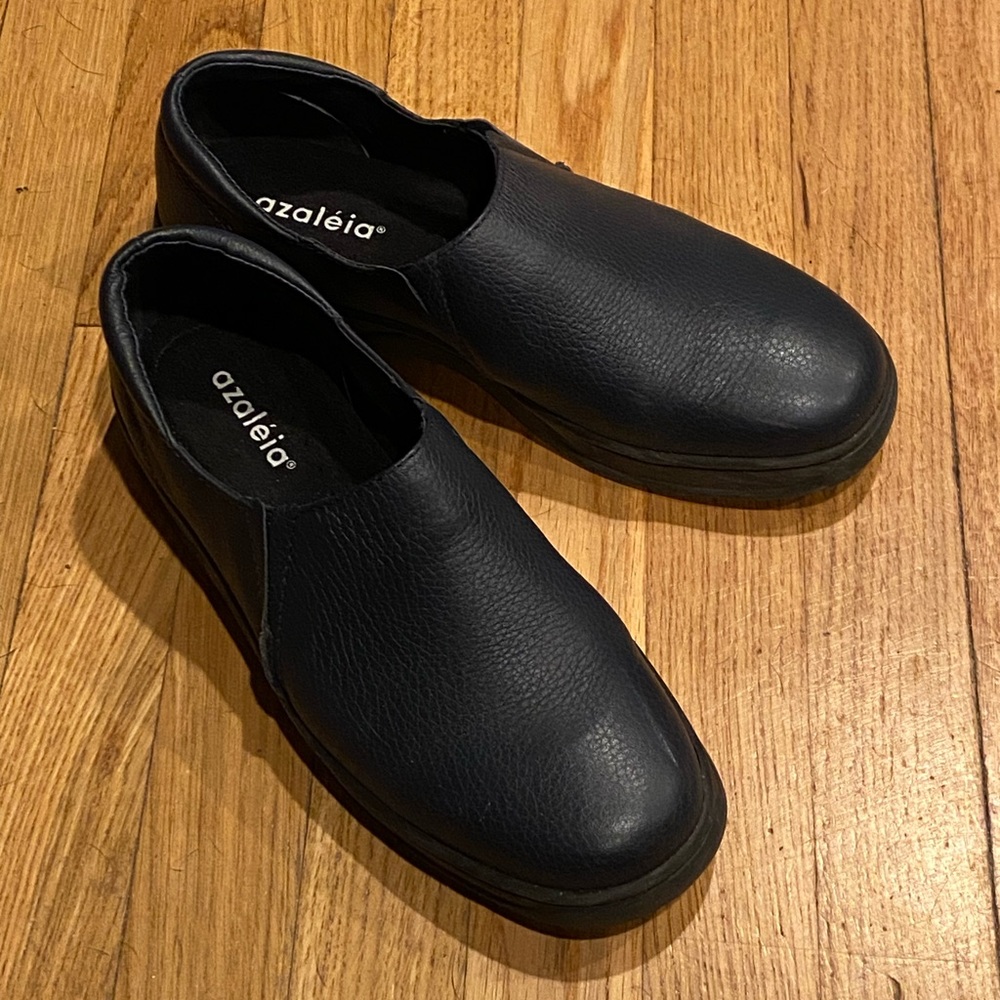 Azaleia Black Leather Shoes